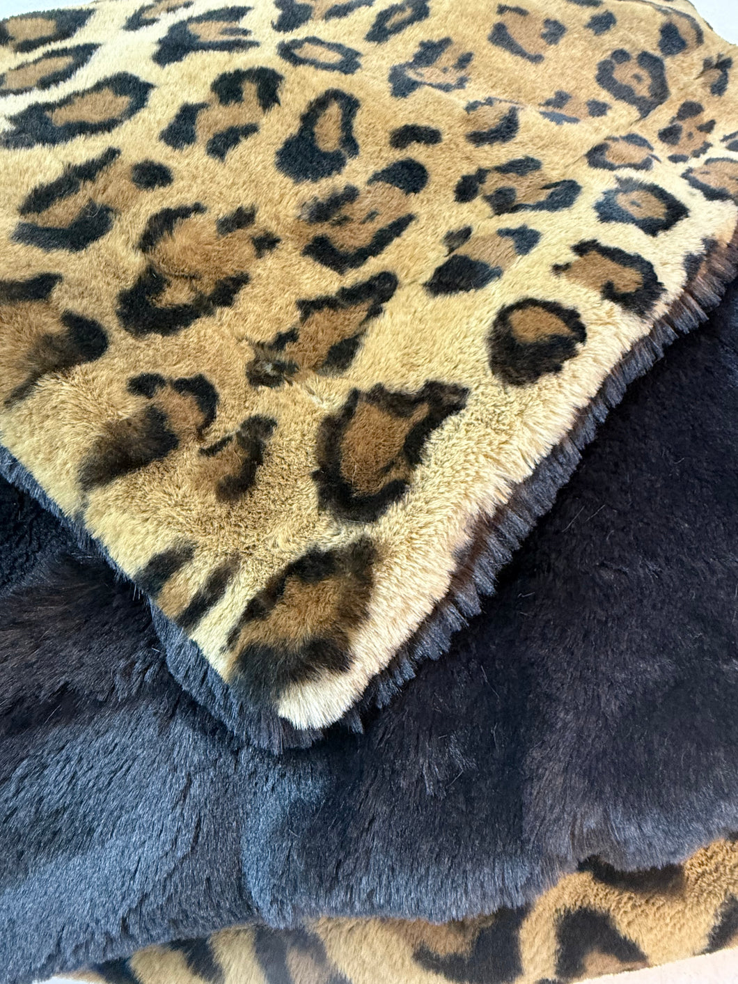 57x60 Cognac Jag on Black Coffee Arctic Fox