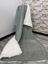 Load image into Gallery viewer, Ivy Weave on Ivory Llama
