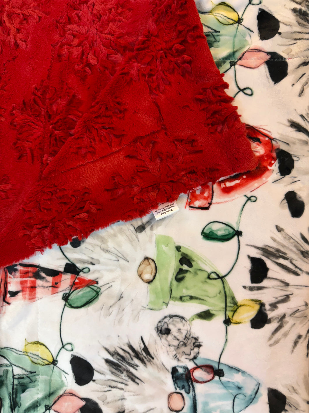 Travel Gnomes on Scarlet Snowflakes