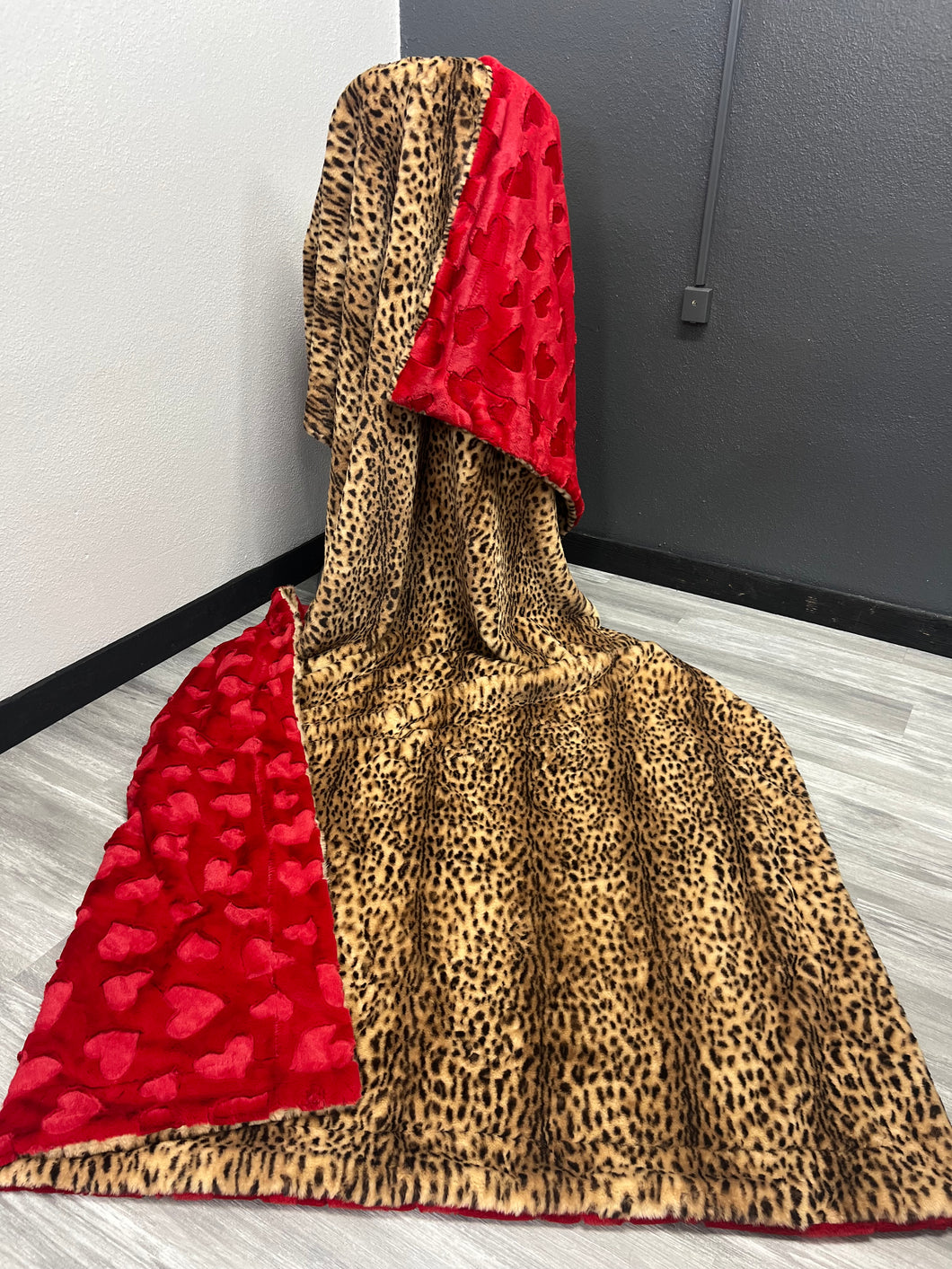 Camel Savanna on Scarlet Hearts