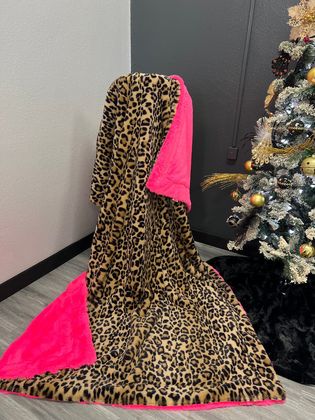 Sand Leopard Seal on Diva Bunny