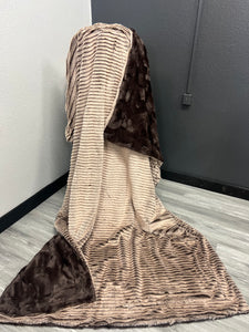 Frosted Oceana Chocolate/Almond on Chocolate Hide